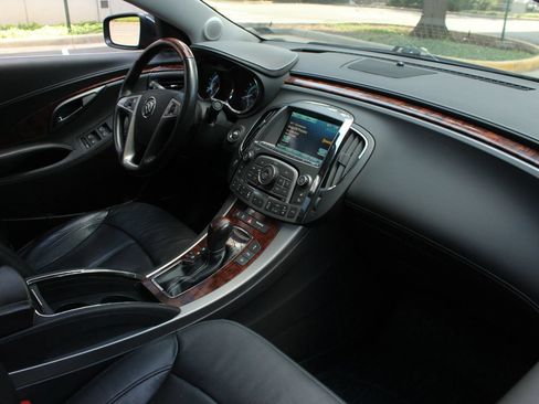 Used 2013 Buick LaCrosse Touring FWD image 26