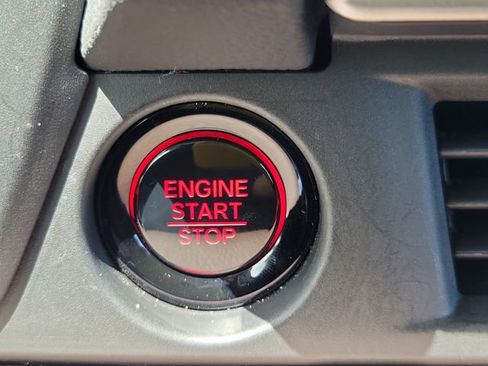 Used 2025 Honda Pilot Elite image 37
