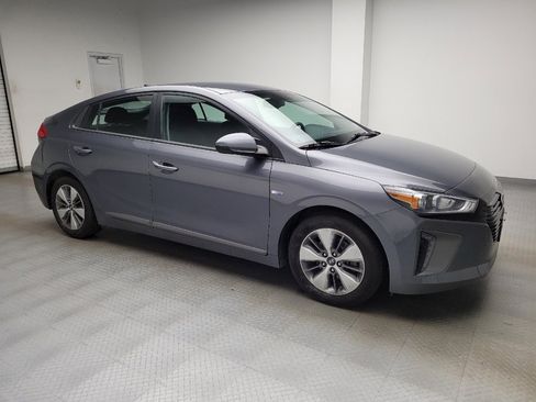 Used 2019 Hyundai Ioniq Plug-In Hybrid FWD image 11