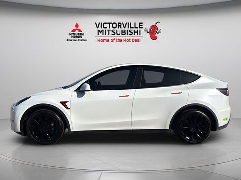 Used 2023 Tesla Model Y Long Range AWD/4WD image 4