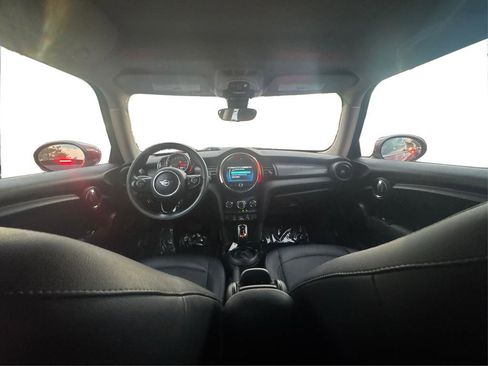 Used 2020 MINI Cooper 2-Door Hardtop FWD image 13