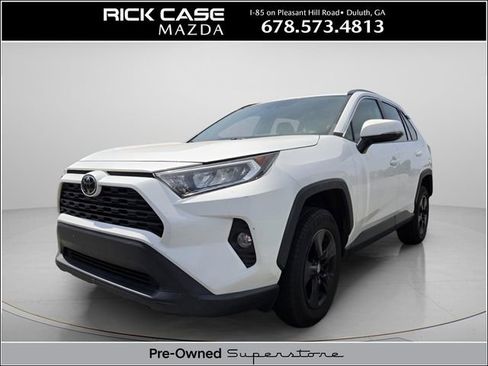 Used 2021 Toyota RAV4 XLE FWD image 1