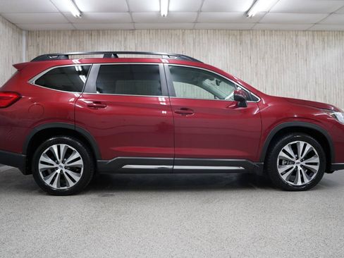 Used 2022 Subaru Ascent Limited w/ Technology Package AWD/4WD image 6
