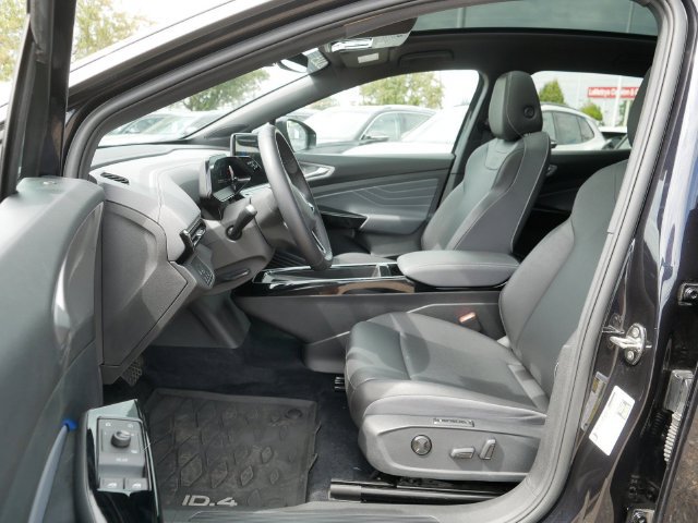 Used 2023 Volkswagen ID.4 Pro S AWD/4WD image 13