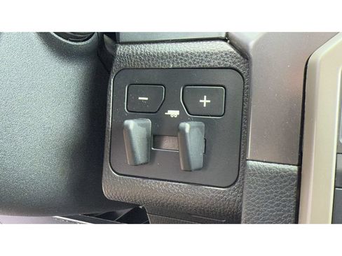 Used 2024 Toyota Tacoma TRD Off-Road w/ TRD Off Road Upgrade Package AWD/4WD image 22