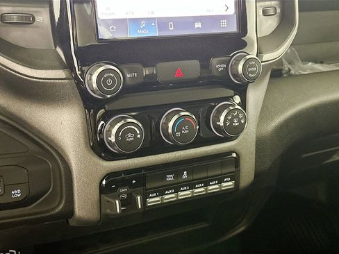 New 2026 RAM 3500 Tradesman w/ Chrome Appearance Group A image 15