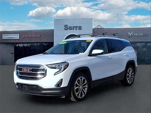 Used 2019 GMC Terrain SLT w/ Preferred Package image 3