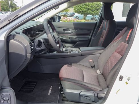 New 2026 Nissan Sentra SR FWD image 7