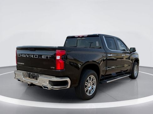 Used 2021 Chevrolet Silverado 1500 LTZ w/ LTZ Premium Package AWD/4WD image 4