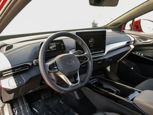 Used 2024 Volkswagen ID.4 Pro S image 2