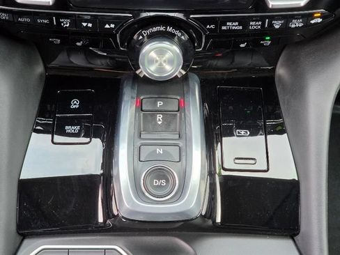 Used 2023 Acura MDX SH-AWD w/ Technology Package image 29