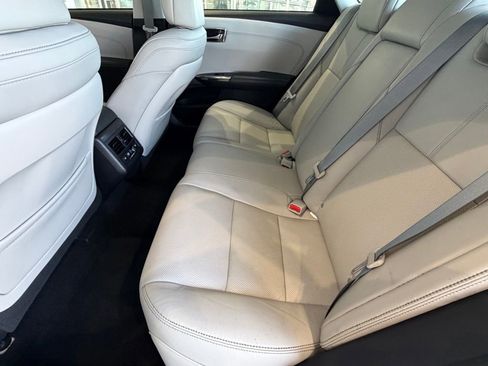 Used 2017 Toyota Avalon Limited w/ Carpet Mat Package FWD image 33