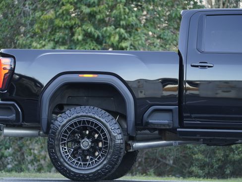 Used 2026 GMC Sierra 2500 AT4 w/ AT4 Premium Plus Package image 5