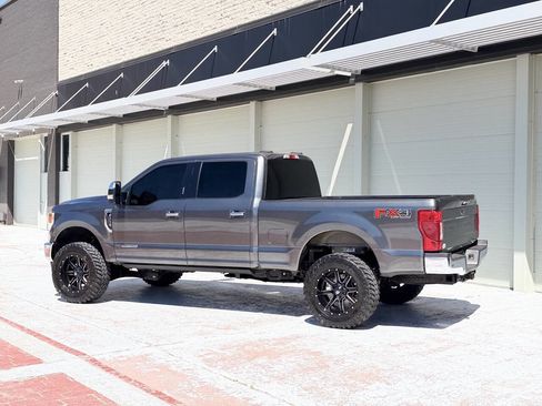 Used 2020 Ford F250 XLT w/ XLT Premium Package AWD/4WD image 6