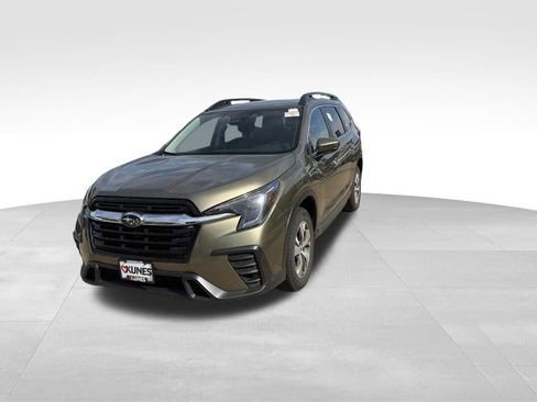Used 2024 Subaru Ascent Premium w/ Convenience Package AWD/4WD image 5