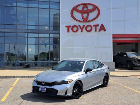 Used 2025 Honda Civic Sport image 1