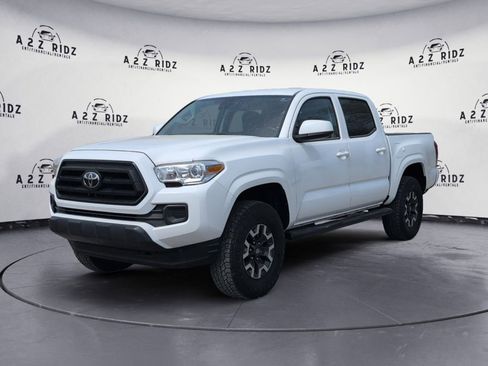 Used 2020 Toyota Tacoma SR image 3