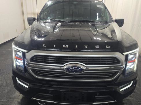 Used 2023 Ford F150 Limited image 2