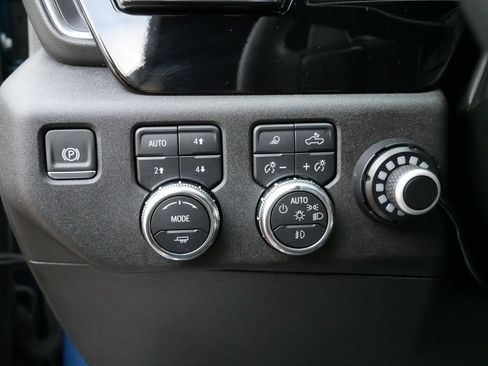 Used 2024 GMC Sierra 1500 SLT w/ SLT Premium Package AWD/4WD image 16