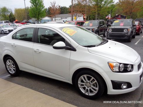 Used 2013 Chevrolet Sonic LT w/ Wheels and Fog Lamp Package FWD image 2