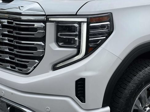 Used 2023 GMC Sierra 1500 Denali AWD/4WD image 27