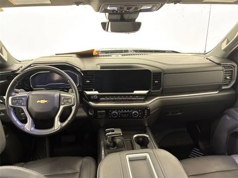 Used 2022 Chevrolet Silverado 1500 LTZ w/ LTZ Premium Package image 20