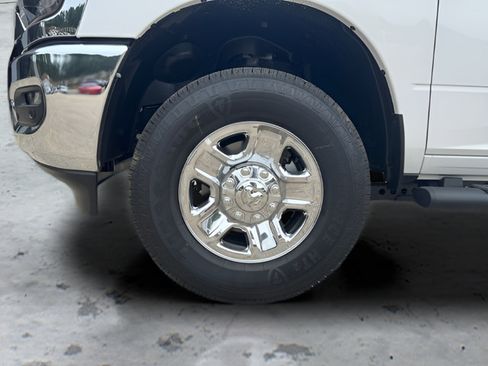 Used 2025 RAM 2500 Tradesman AWD/4WD image 31