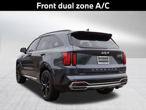 Used 2022 Kia Sorento SX FWD image 6