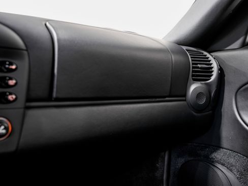 Used 2001 Porsche 911 Turbo image 16