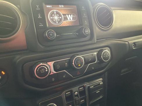 Used 2020 Jeep Wrangler Unlimited Sport S AWD/4WD image 27