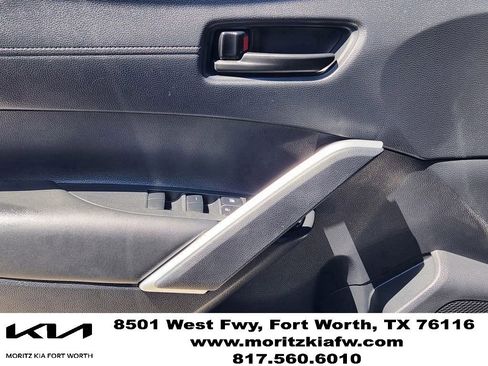Used 2024 Toyota Corolla Cross AWD Hybrid image 23