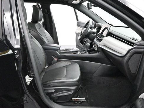 Used 2023 Jeep Compass Limited w/ Sun and Sound Group AWD/4WD image 31