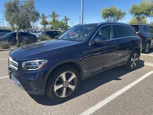 Used 2022 Mercedes-Benz GLC 300 image 1