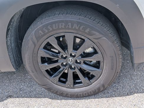 Used 2024 MAZDA CX-50 AWD 2.5 S w/ Cargo Package image 11