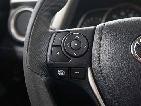 Used 2015 Toyota RAV4 XLE AWD/4WD image 24