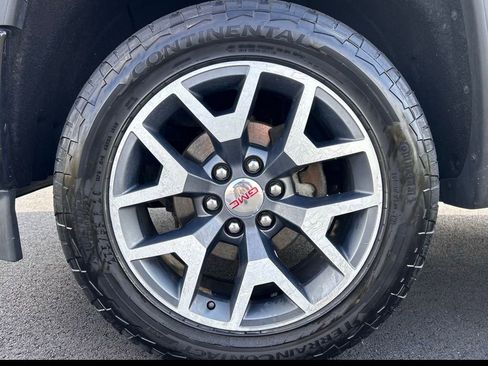 Used 2015 GMC Sierra 1500 SLE w/ All-Terrain Package image 12