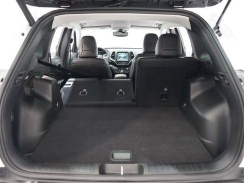 Used 2022 Jeep Cherokee Latitude Lux image 32