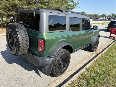 Used 2023 Ford Bronco Wildtrak AWD/4WD image 10