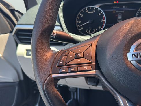 Used 2020 Nissan Altima 2.5 S FWD image 26