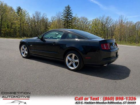Used 2010 Ford Mustang GT Premium RWD image 2