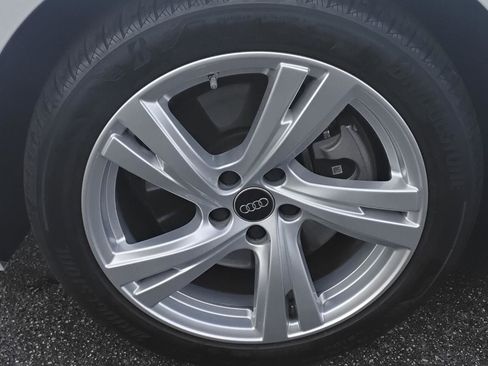 Certified 2025 Audi A5 2.0T Premium w/ Convenience Package image 11