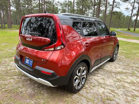 Used 2022 Kia Soul X-Line FWD image 5