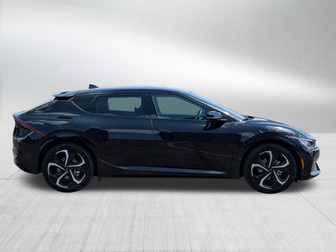 Certified 2024 Kia EV6 GT-Line AWD/4WD image 8