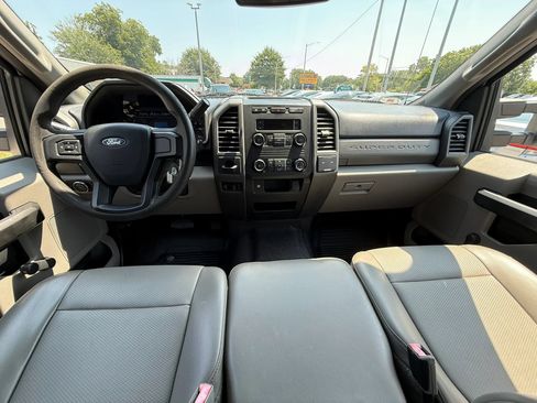 Used 2019 Ford F350 XL RWD image 11