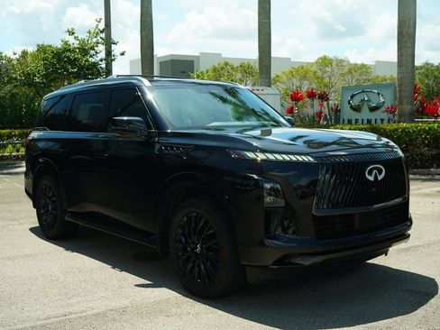 Used 2025 INFINITI QX80 Autograph w/ Autograph Exterior Package AWD/4WD image 14