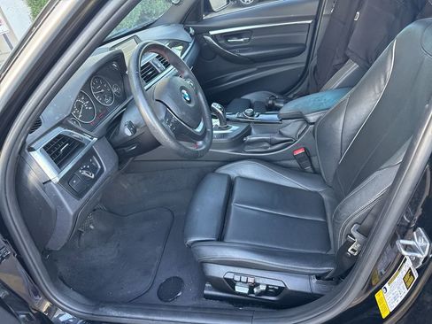 Used 2017 BMW 330i Sedan RWD image 5