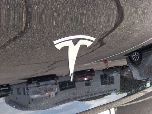 Used 2023 Tesla Model Y Long Range AWD/4WD image 20