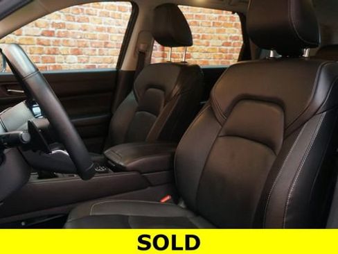 Certified 2023 Nissan Pathfinder SL w/ Lighting Package (N92) AWD/4WD image 10