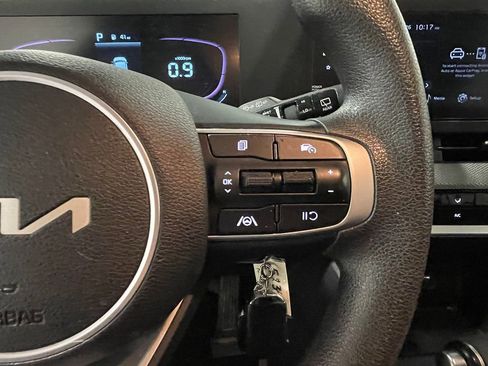 Used 2023 Kia Sportage LX image 33