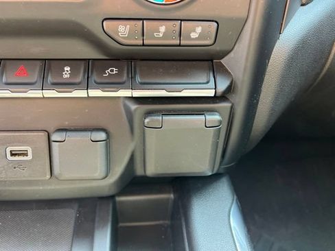 Used 2020 GMC Sierra 1500 AT4 w/ AT4 Preferred Package AWD/4WD image 23